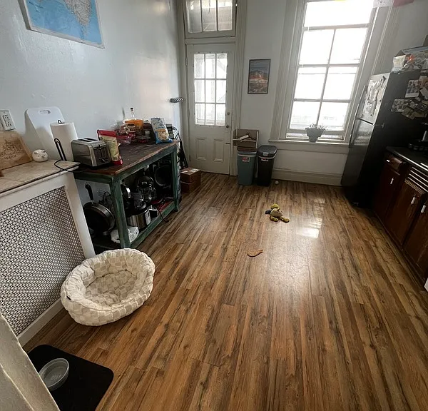 500 W Franklin St #4 — Photo 4