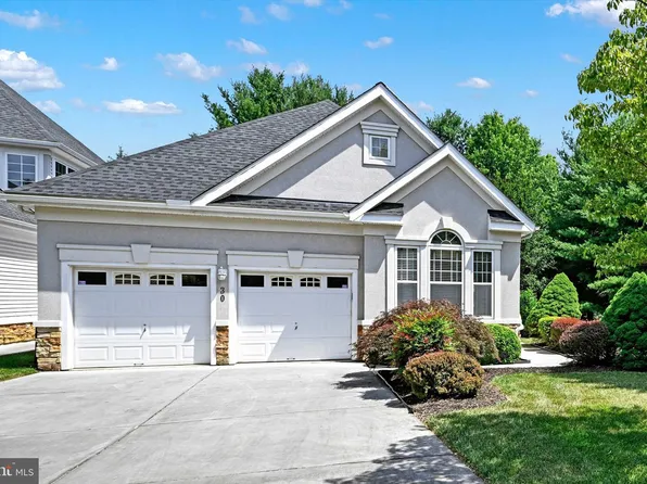 30 Dinaden Cir, Pikesville, MD 21208