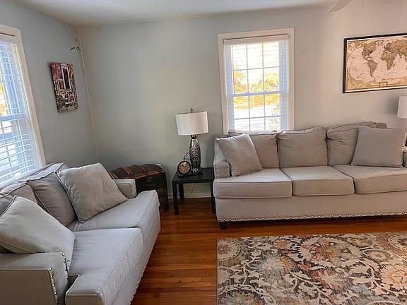 Comfortable and clean living room.