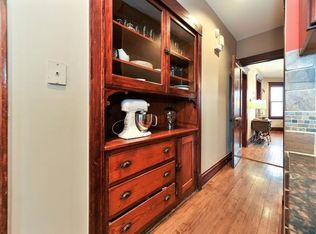3506 N Damen Ave #1, Chicago, IL 60618
