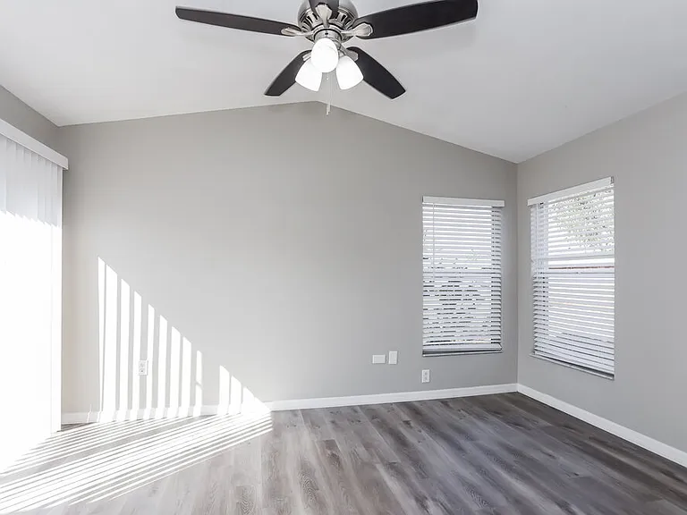 1217 Etchfield Cir — Photo 7