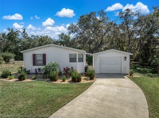 2884 S Driftwood Ct, Avon Park, FL 33825