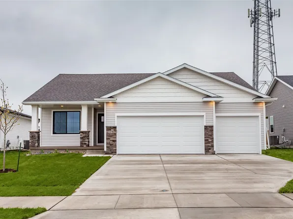 1178 NW Petersen Dr, Waukee, IA 50263