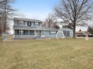 519 Oakley Rd, Cerro Gordo, IL 61818