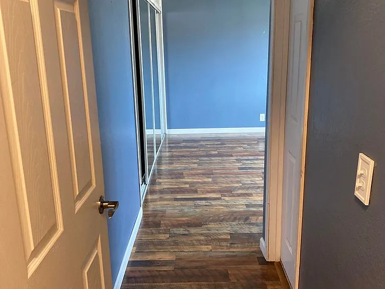 1014 Prairie Dr — Photo 13