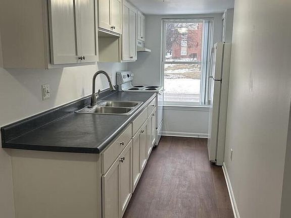 5th image of 721 Green Rd APT 221