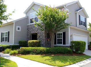 9326 Meadowmont View Dr, Charlotte, NC