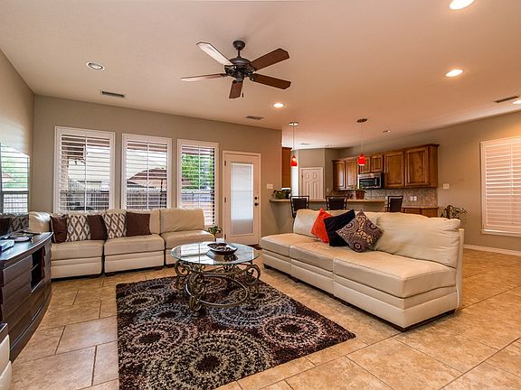 3rd image of 5510 San Saba Ave