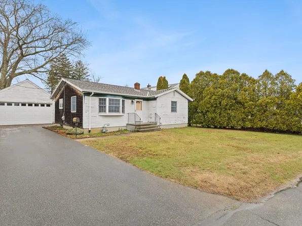 33 Morris St, New Bedford, MA 02745