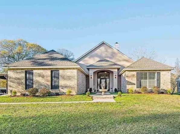 15823 Paint Ave, Greenwell Springs, LA 70739