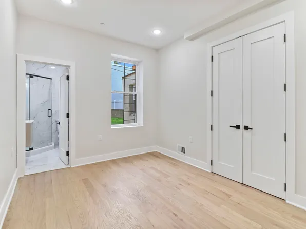 161 New York Avenue image 8 of 13