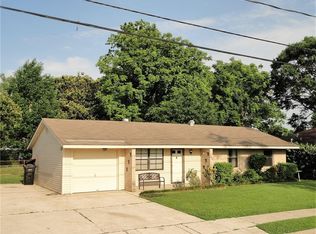1624 River Oaks Dr, New Orleans, LA 70131