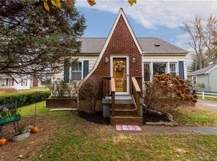 1598 Mona Vista Ct, New Albany, IN 47150