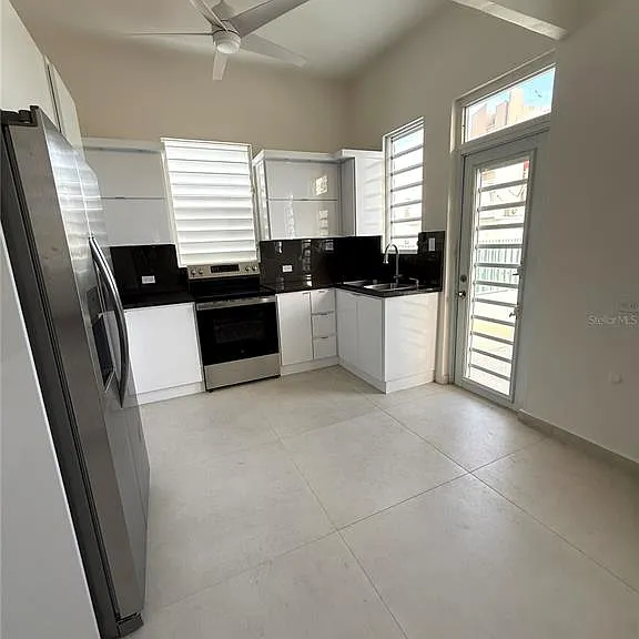 1507 Las Marias — Photo 11