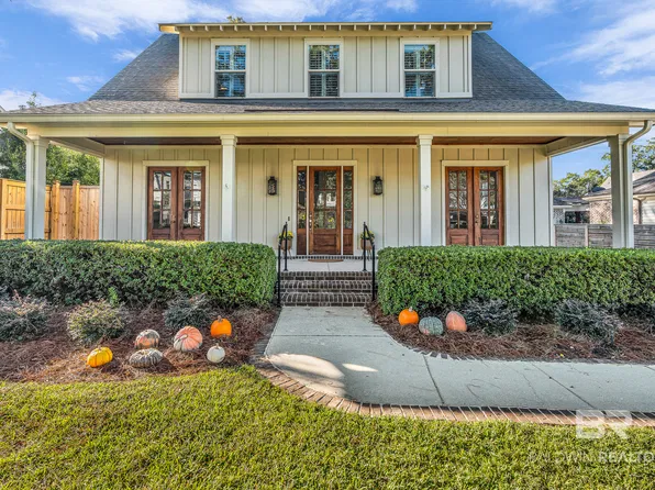 166 White Ave, Fairhope, AL 36532