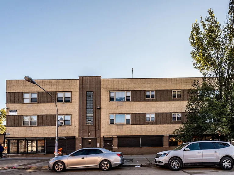 7101 S Artesian Ave — Photo 9