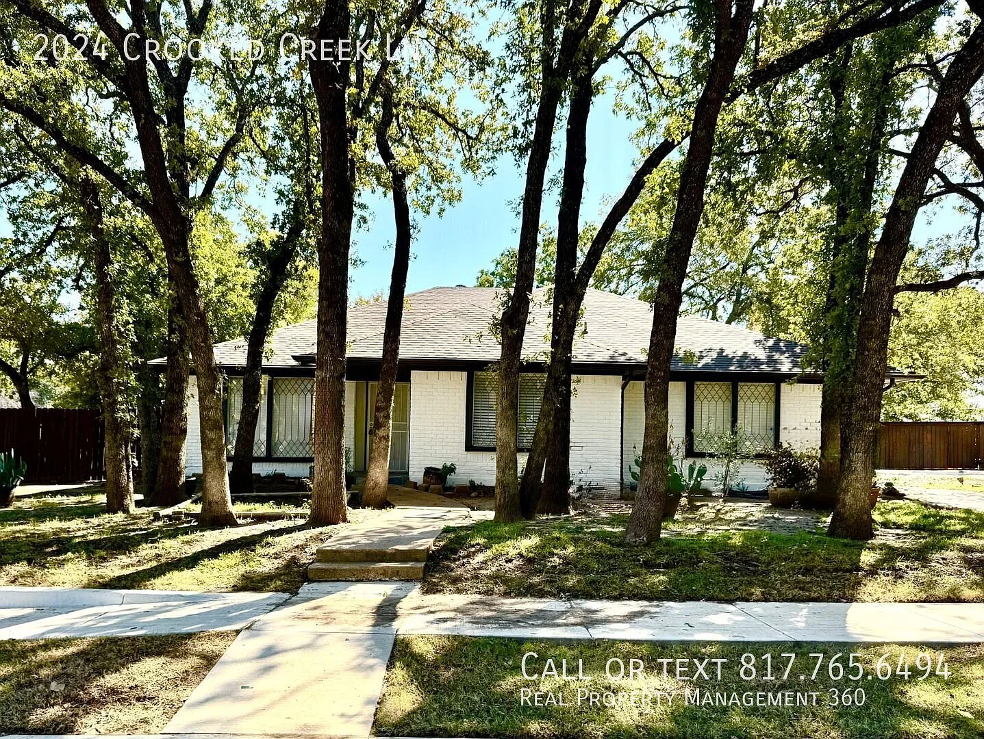 Spacious 4-Bedroom Home with Private Guest Suite in Prime North Arlington Location! — Photo 1