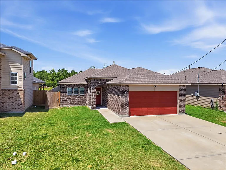 1222 Road 5102 — Photo 2