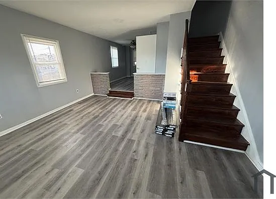 3 bed, $2,400 — Photo 3