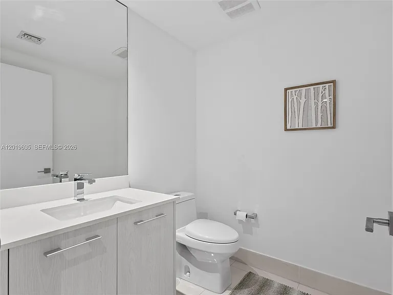 55 SW 9th St #1810 — Photo 10