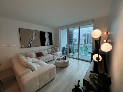 951 Brickell Ave APT 2103, Miami, FL, 33131