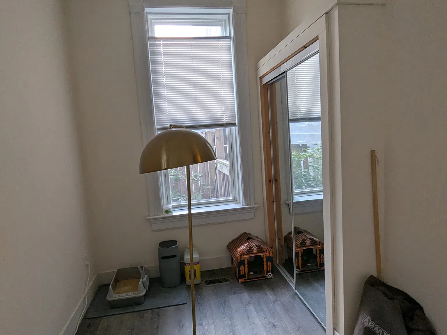 2 bed, 700 sqft, $2,000 — Photo 4