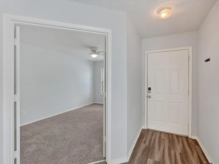 21907 Willow Shade Ln — Photo 39