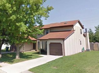 102 Mill Dr #A, O'Fallon, IL 62269