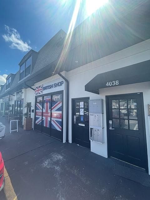 1st image of 4038 W Kennedy Blvd