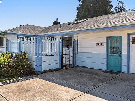 3rd image of 2956 Willakenzie Rd