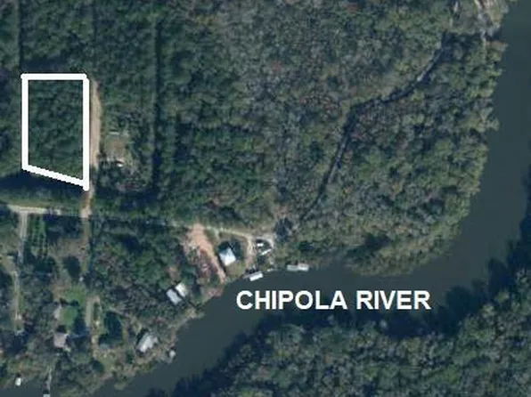 1-3 Johnson St, Wewahitchka, FL 32465