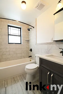 Rented by Link NY Realty | media 29