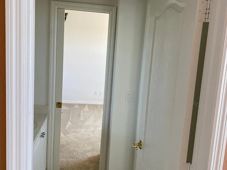 8919 Spring Mountain Way — Photo 25
