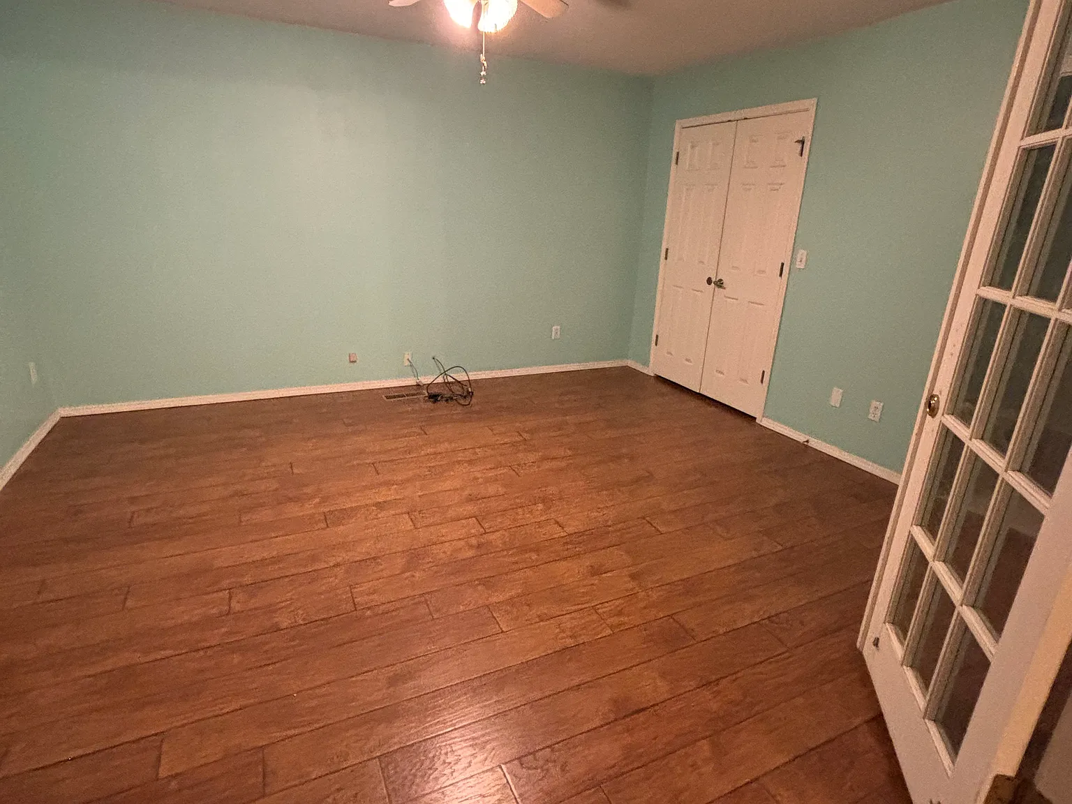 5 bed, 2.5 bath, 3346 sqft, $3,100 — Photo 3
