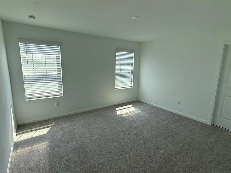 1350 Tarflower Dr — Photo 11