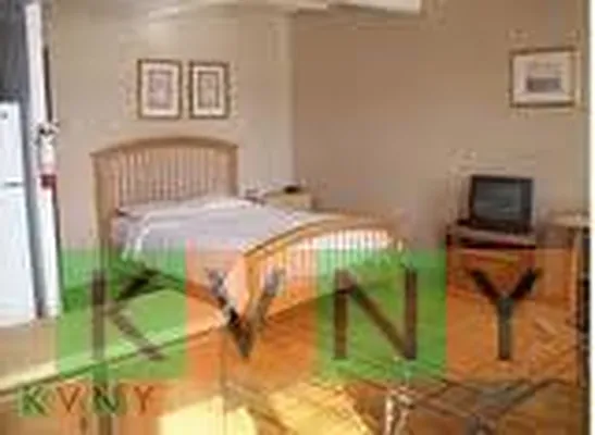 Rented by KVNY Soho | media 34