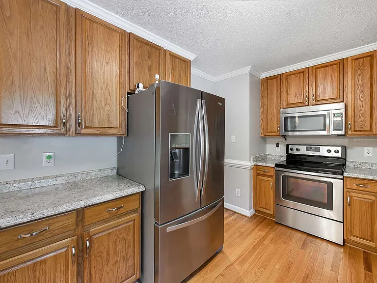 103 Tarpley Way — Photo 9