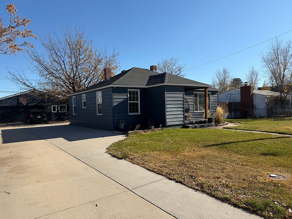 1st image of 6970 Dexter St