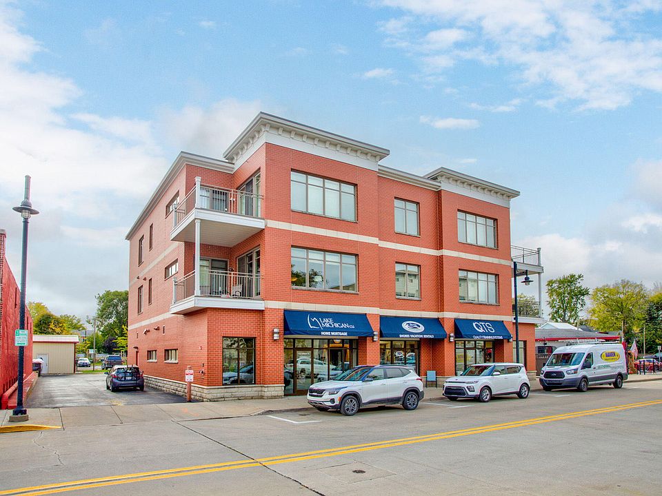 1st image of 414 Eagle St #204