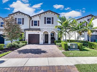 2717 NW 55th Way, Lauderhill, FL 33313
