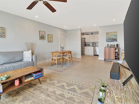 4th image of 1770 E Las Olas Blvd APT 505