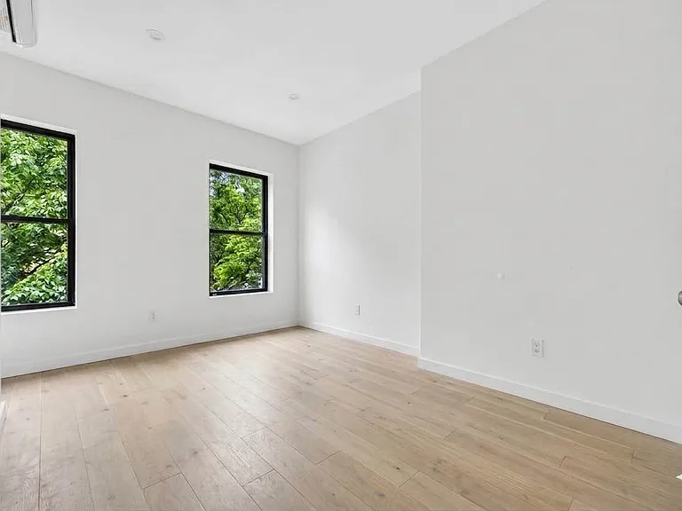187 Washington Ave #2 — Photo 8