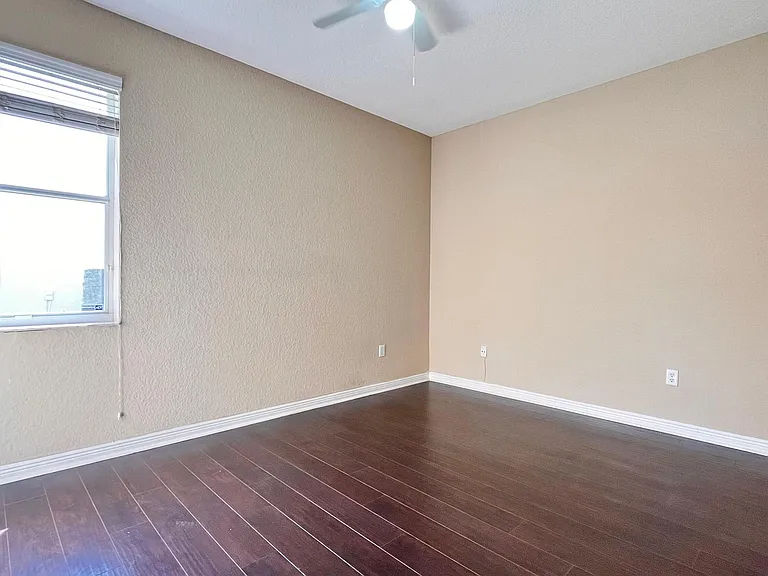 9546 Worswick Ct — Photo 48