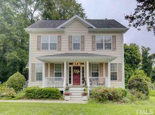 204 Longview Lake Dr, Raleigh, NC 27610