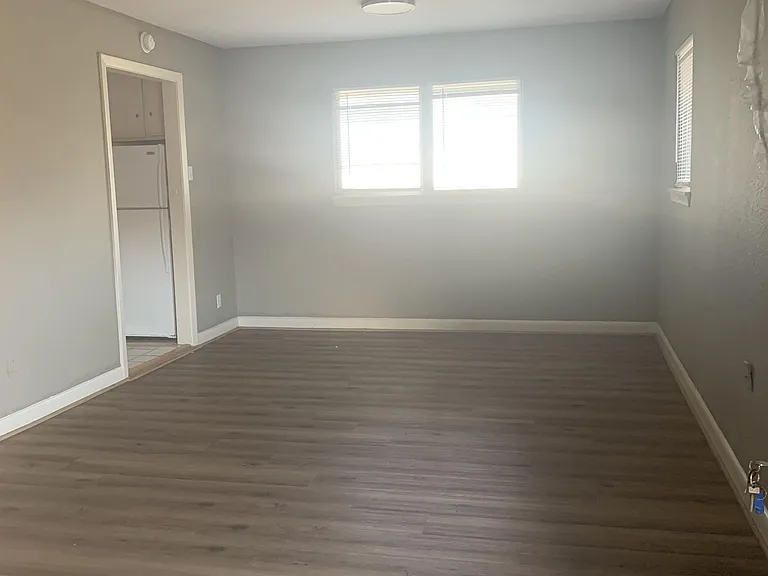 5902 Ardmore St #17 — Photo 1