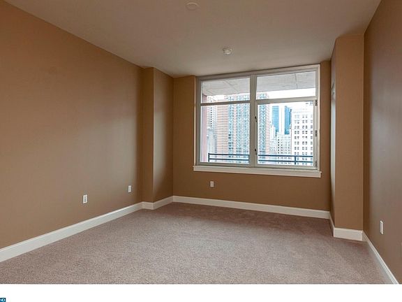 4th image of 440 S Broad St Unit 1803