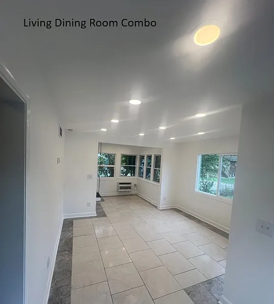 517 Catalpa Dr — Photo 2