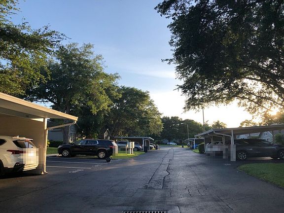 4th image of 2463 Bentley Dr
