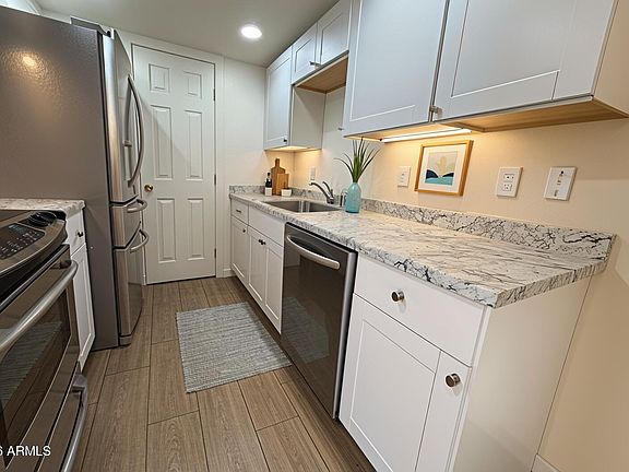 4th image of 4513 E Riverside Street