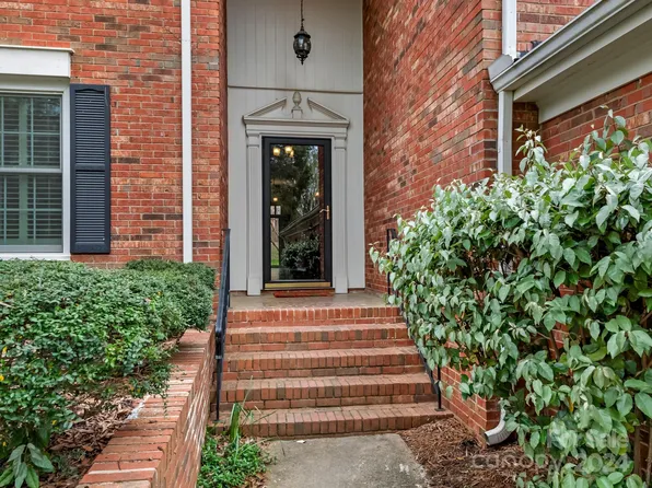 7304 Quail Meadow Ln, Charlotte, NC 28210
